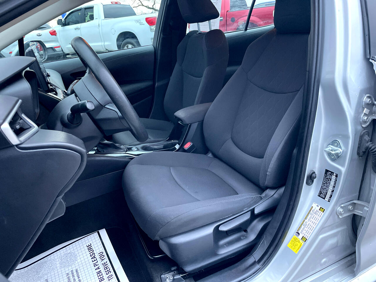 Toyota Corolla LE CVT (Natl) 2022