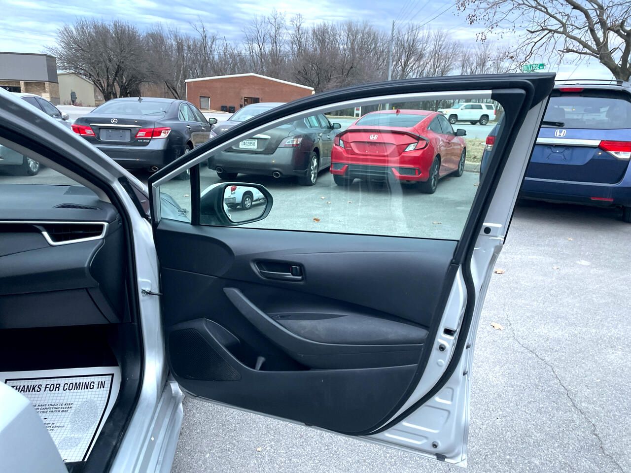 Toyota Corolla LE CVT (Natl) 2022