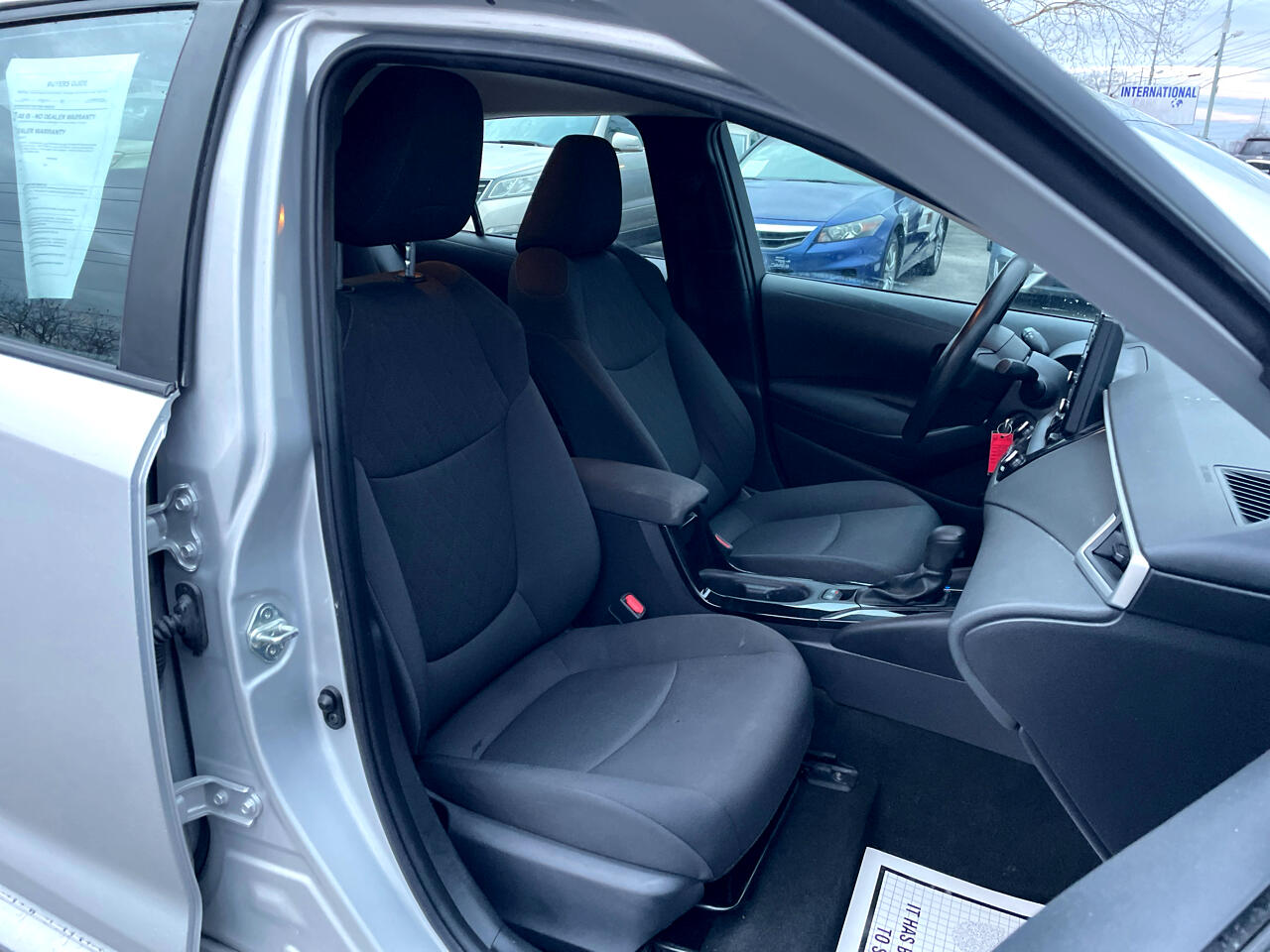 Toyota Corolla LE CVT (Natl) 2022