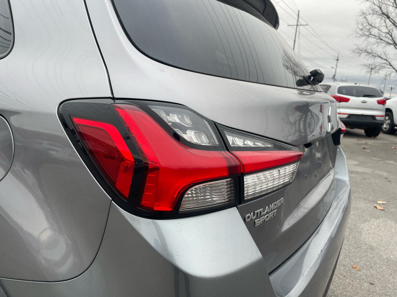 Mitsubishi Outlander Sport AWD 4dr CVT SE 2020