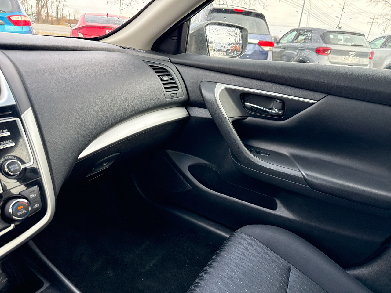 Nissan Altima 2.5 SV Sedan 2018