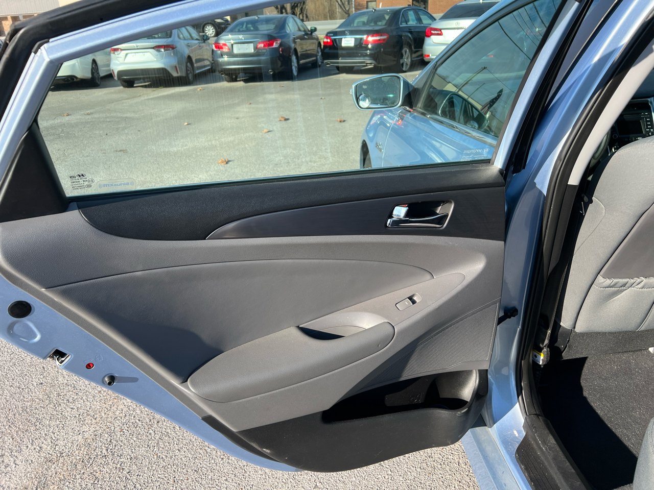 Hyundai Sonata Hybrid 4dr Sdn 2014