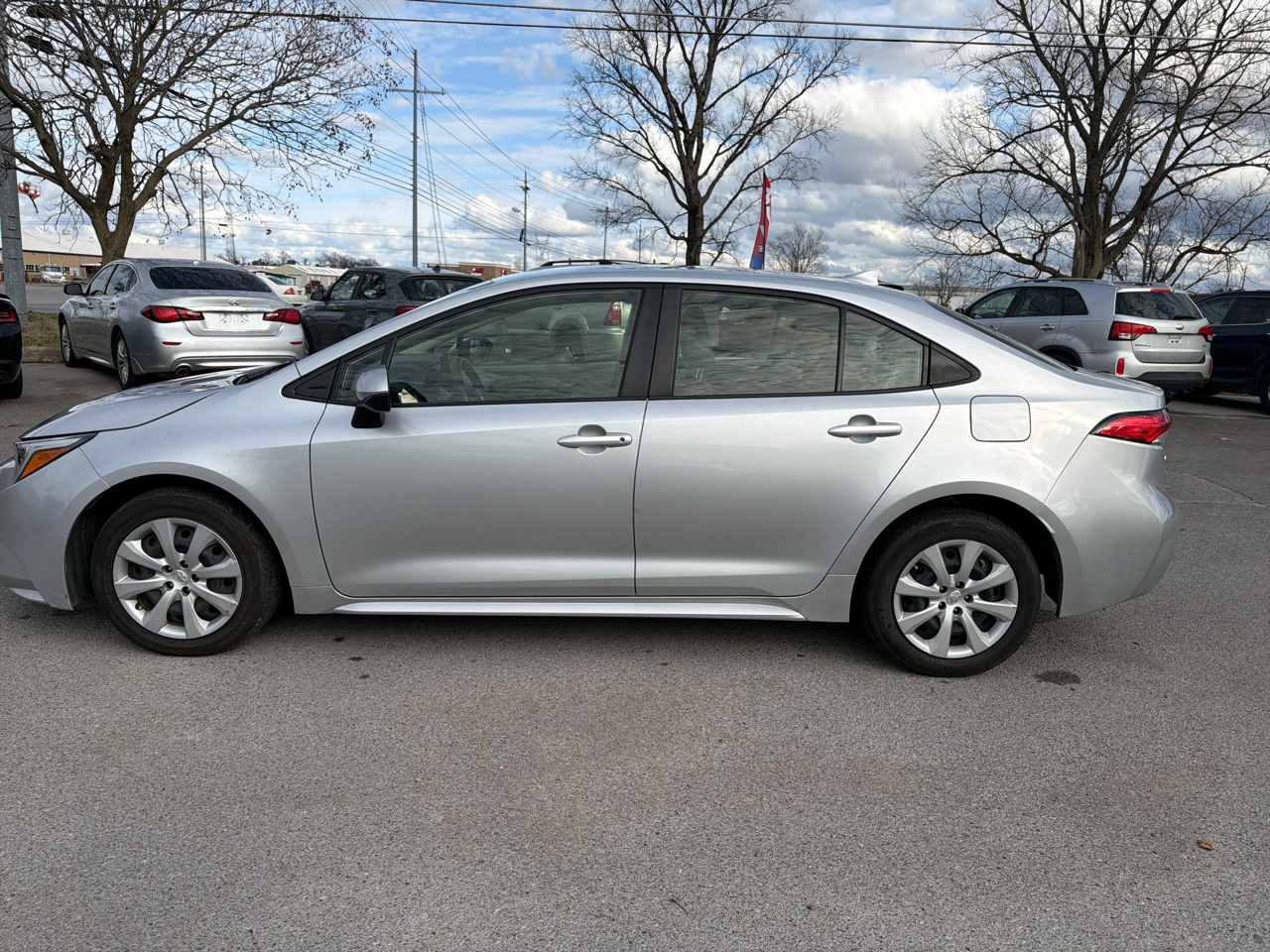 Toyota Corolla Hybrid LE FWD (Natl) 2023