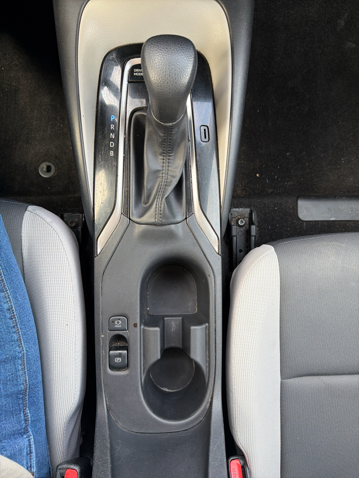 Toyota Corolla Hybrid LE FWD (Natl) 2023