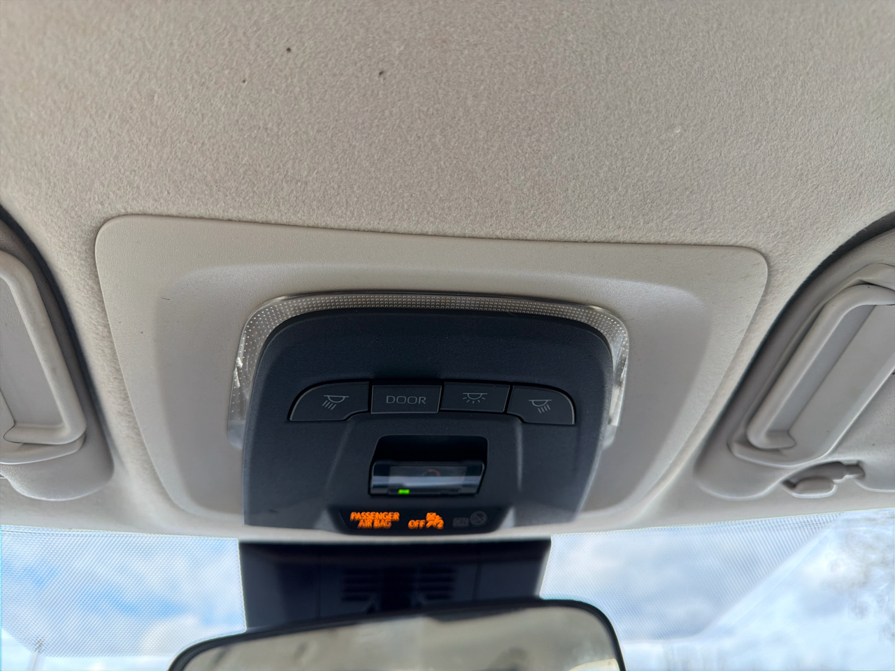 Toyota Corolla Hybrid LE FWD (Natl) 2023