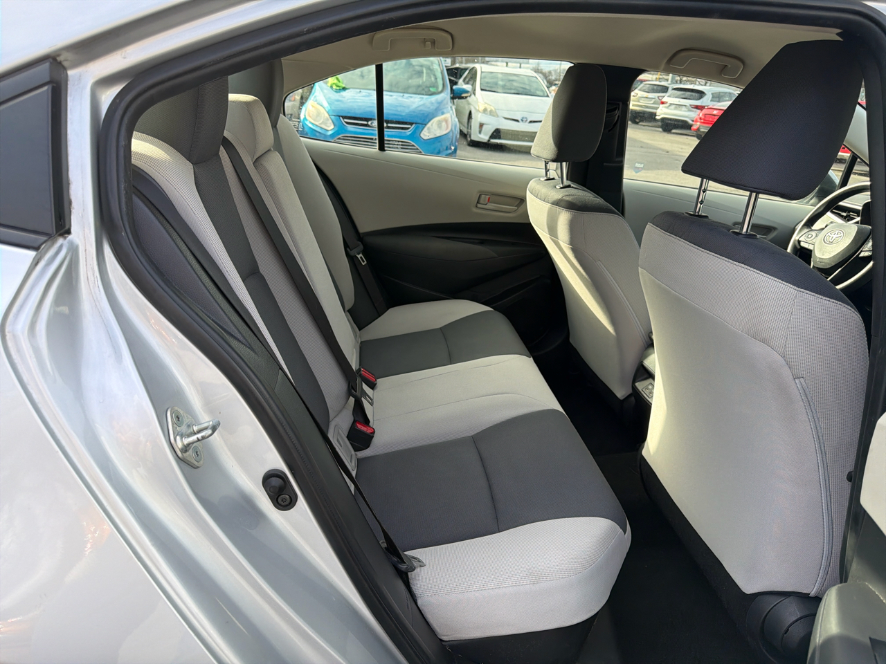 Toyota Corolla Hybrid LE FWD (Natl) 2023