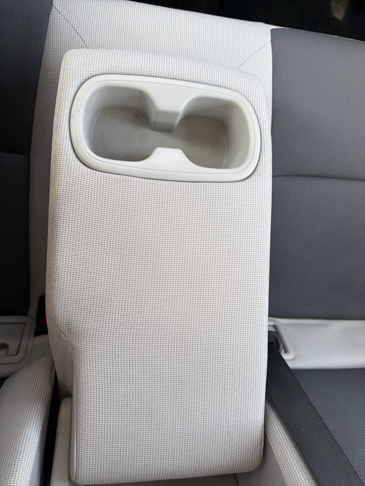 Toyota Corolla Hybrid LE FWD (Natl) 2023