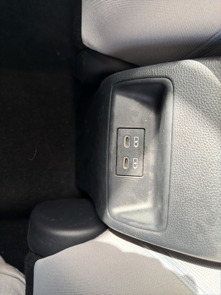 Toyota Corolla Hybrid LE FWD (Natl) 2023