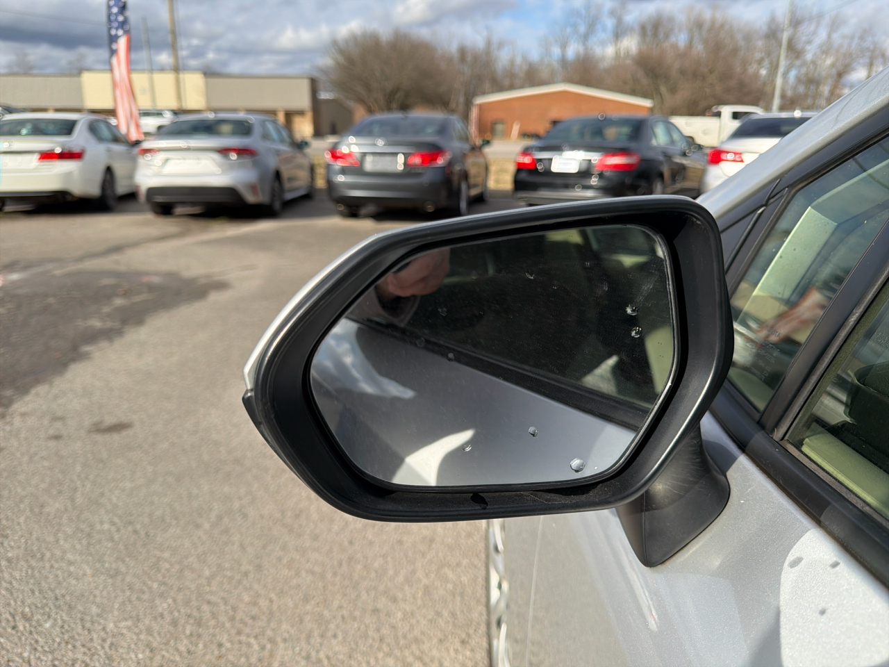 Toyota Corolla Hybrid LE FWD (Natl) 2023