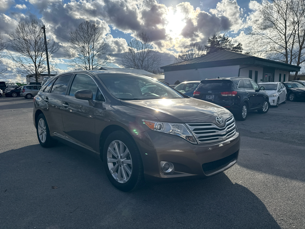 Toyota Venza 4dr Wgn I4 FWD (Natl) 2011