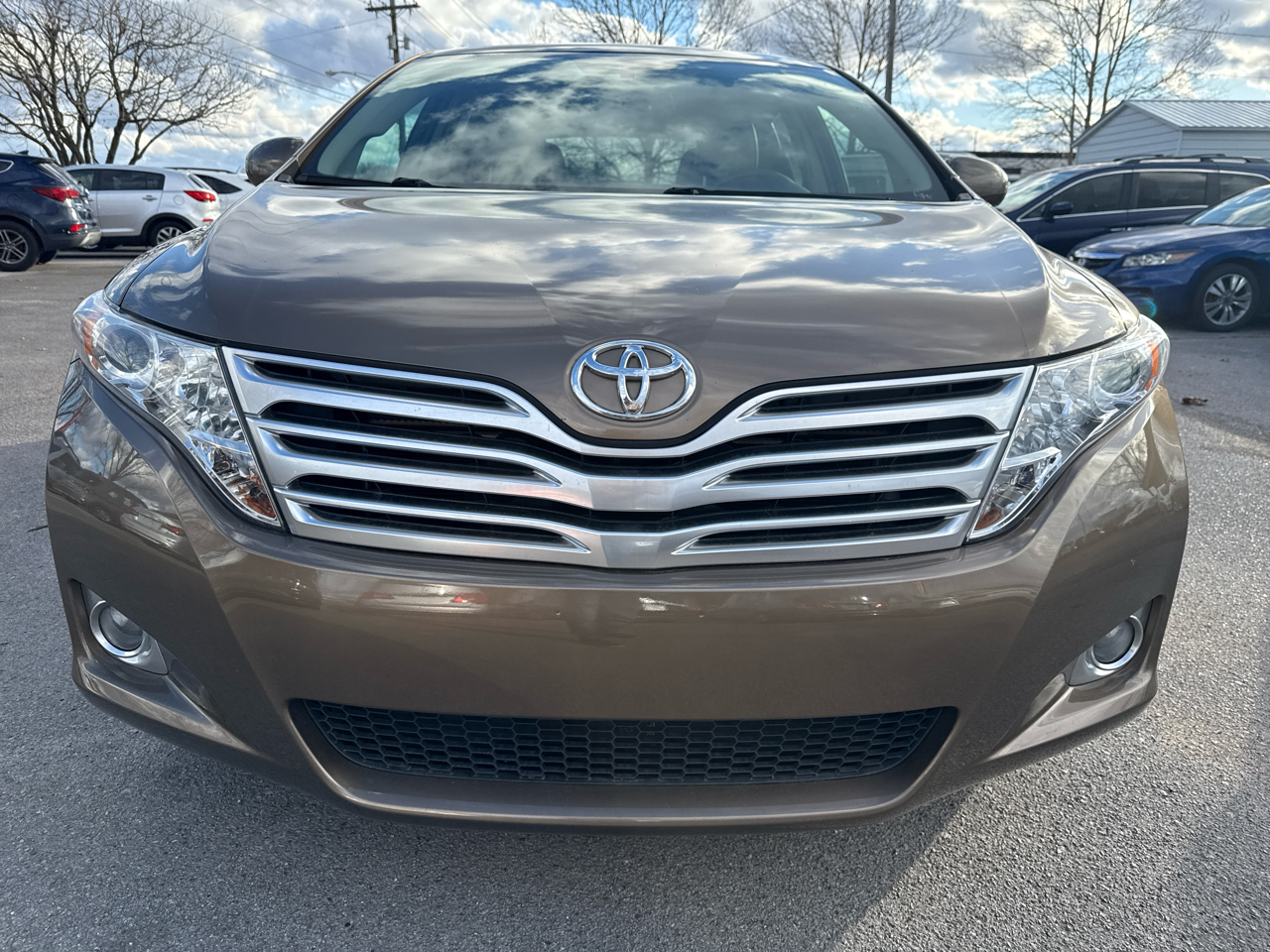 Toyota Venza 4dr Wgn I4 FWD (Natl) 2011