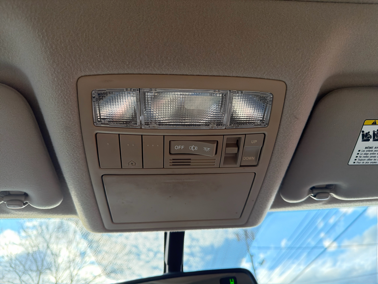 Toyota Venza 4dr Wgn I4 FWD (Natl) 2011