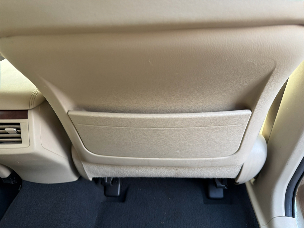 Toyota Venza 4dr Wgn I4 FWD (Natl) 2011