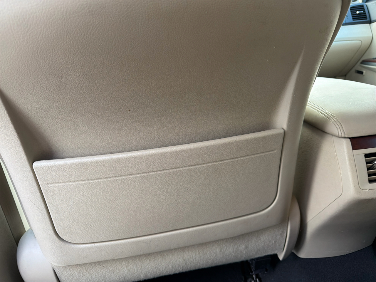 Toyota Venza 4dr Wgn I4 FWD (Natl) 2011