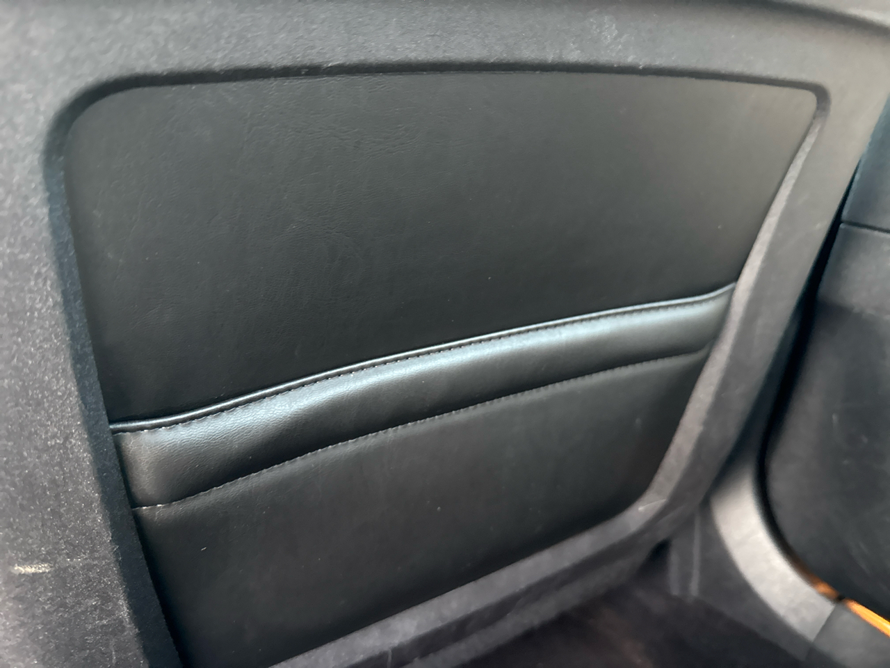 Chrysler 300 4dr Sdn Limited RWD 2016