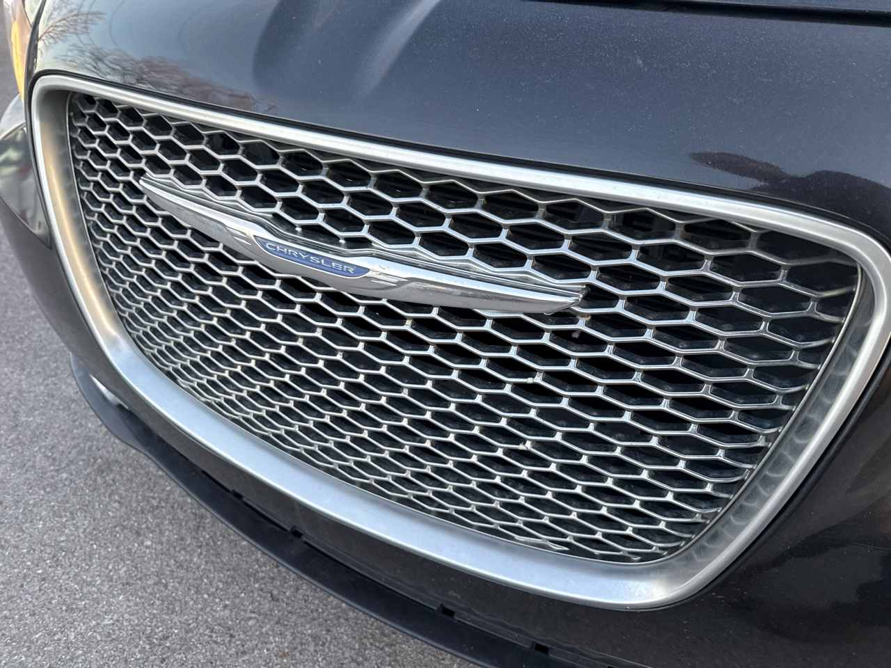 Chrysler 300 4dr Sdn Limited RWD 2016