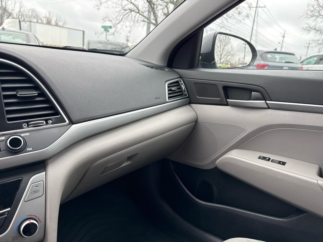 Hyundai Elantra SE 2.0L Auto (Ulsan) *Ltd Avail* 2017