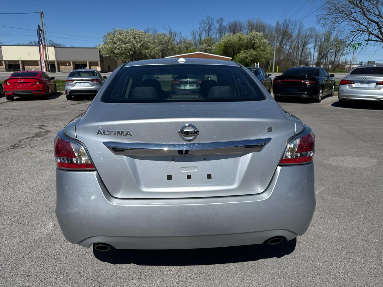 Nissan Altima 4dr Sdn I4 2.5 S 2015