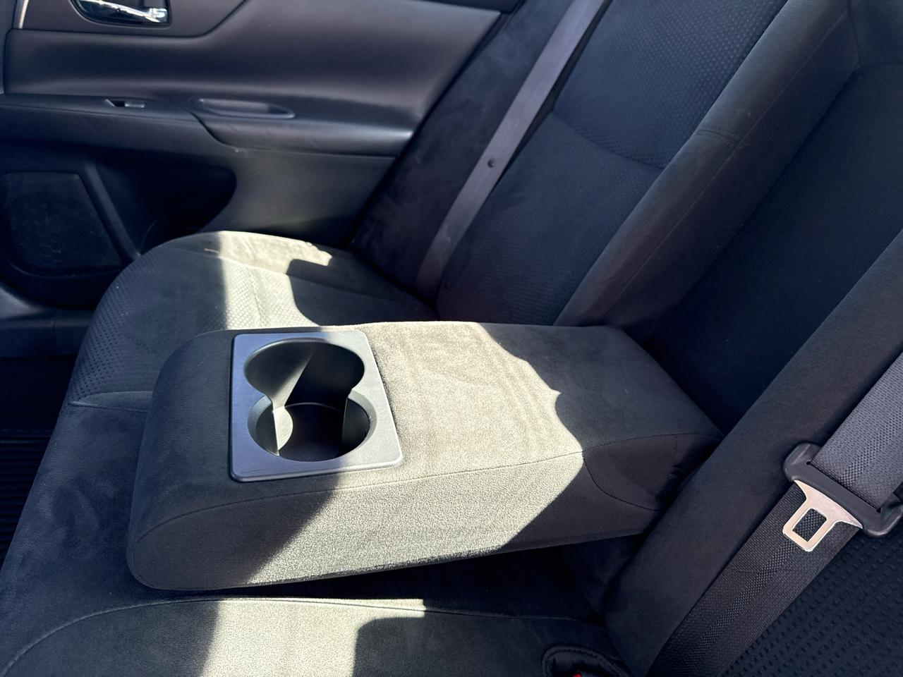 Nissan Altima 4dr Sdn I4 2.5 S 2015