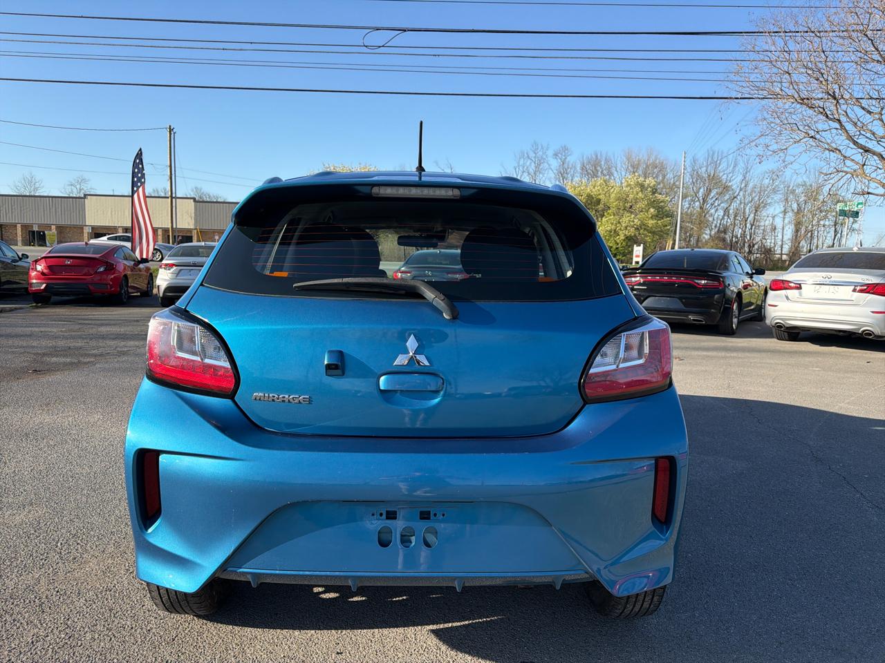 Mitsubishi Mirage ES CVT 2024