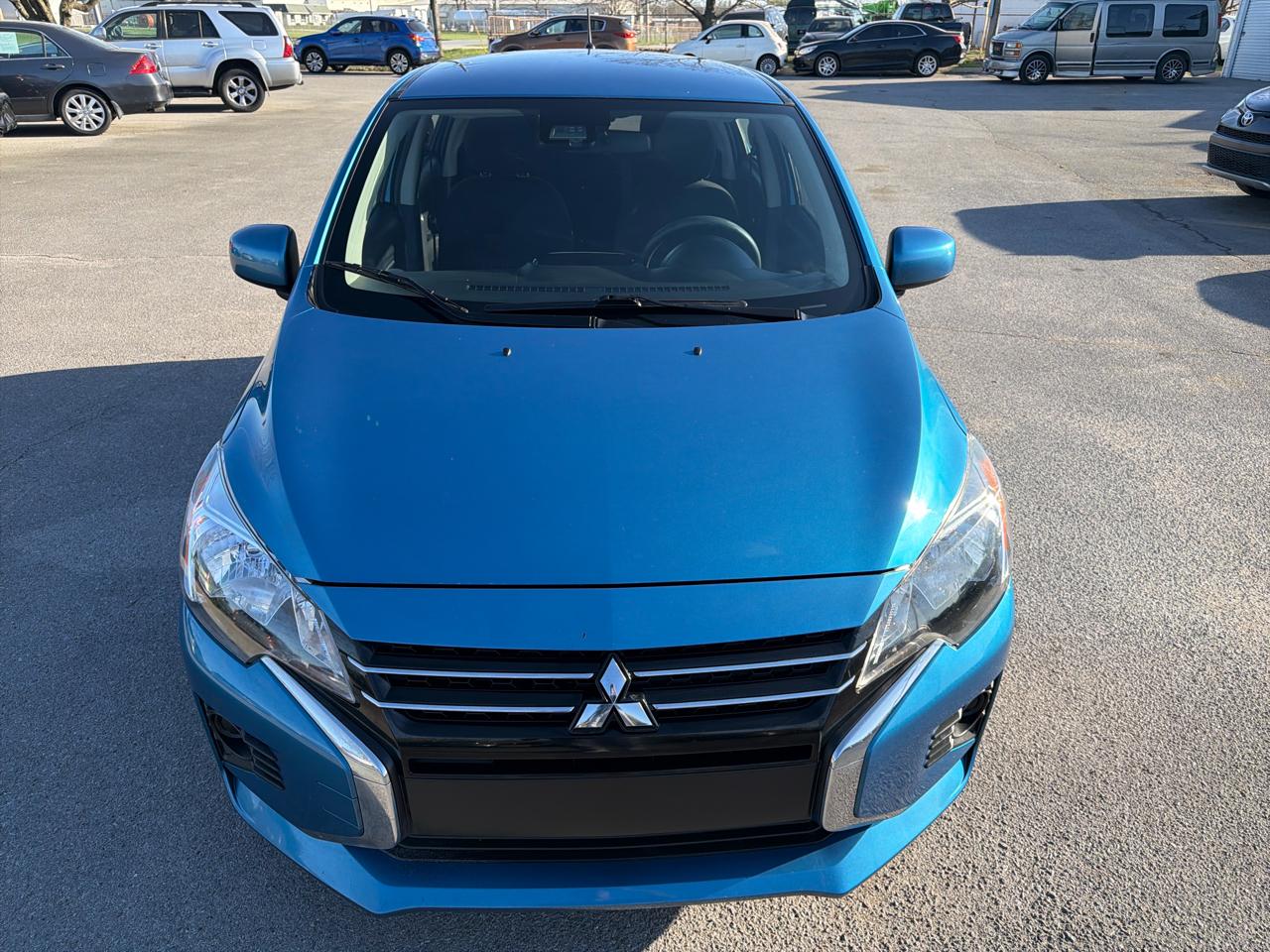 Mitsubishi Mirage ES CVT 2024