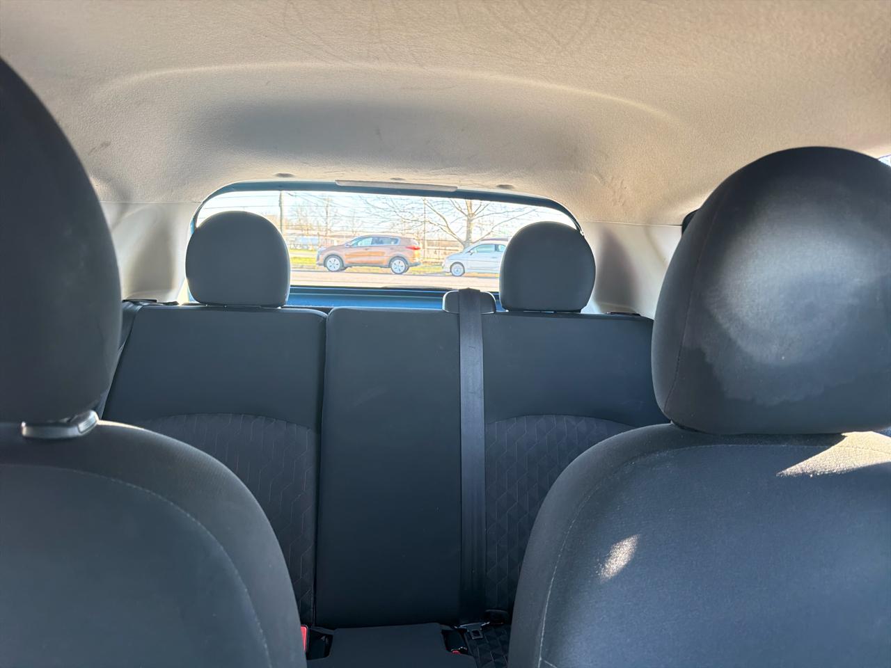 Mitsubishi Mirage ES CVT 2024