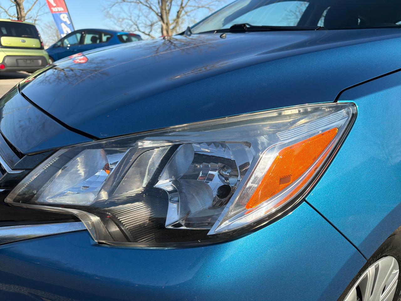 Mitsubishi Mirage ES CVT 2024