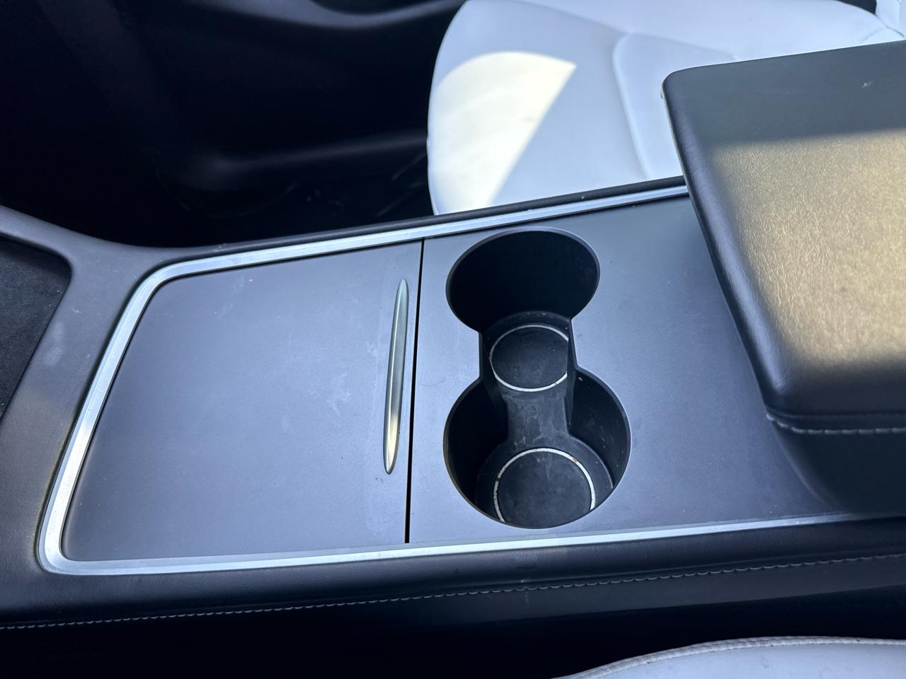 Tesla Model Y Long Range AWD 2021