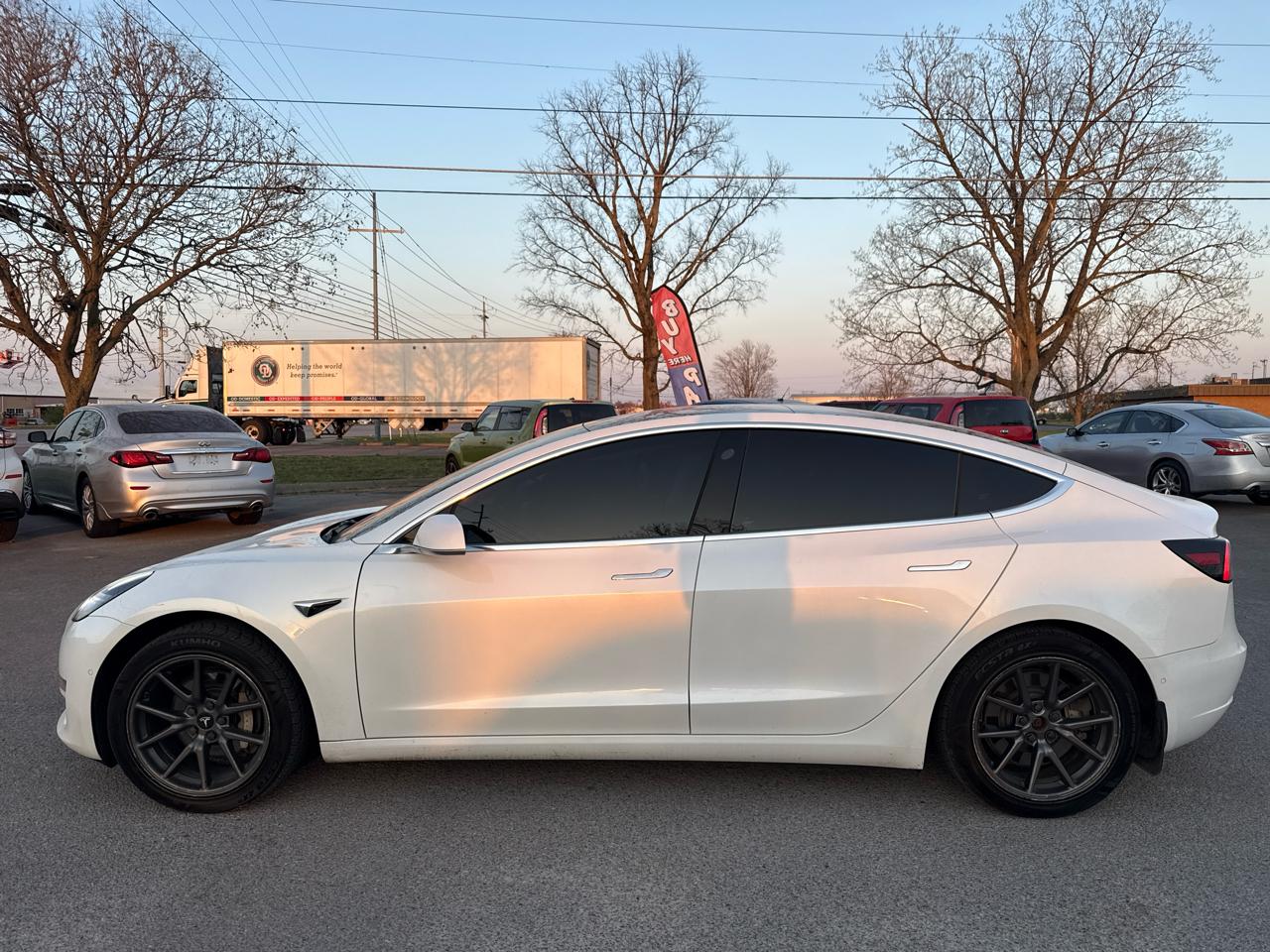 Tesla Model 3 Mid Range Battery RWD 2018