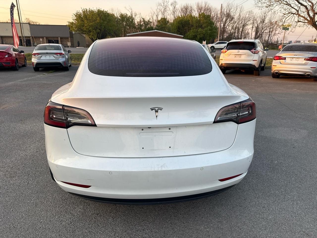 Tesla Model 3 Mid Range Battery RWD 2018