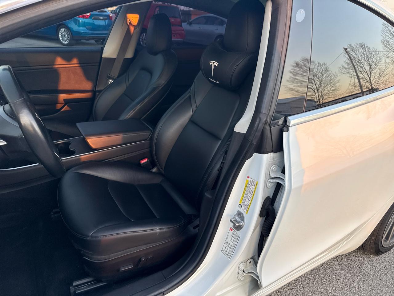 Tesla Model 3 Mid Range Battery RWD 2018