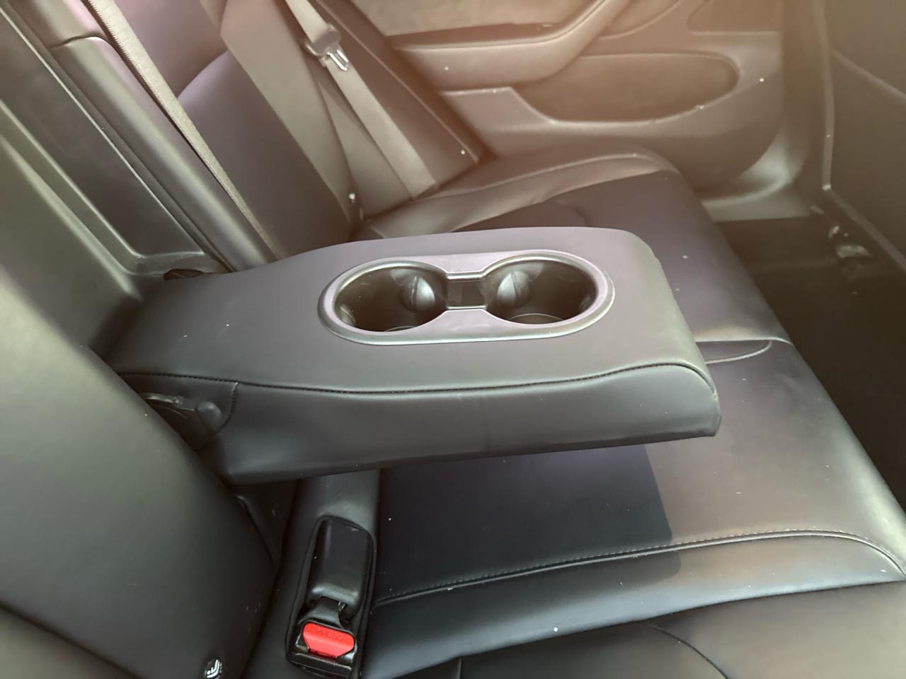 Tesla Model 3 Mid Range Battery RWD 2018