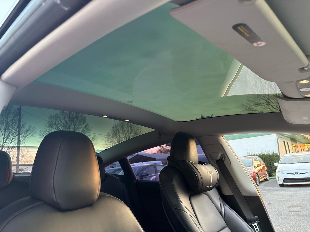 Tesla Model 3 Mid Range Battery RWD 2018