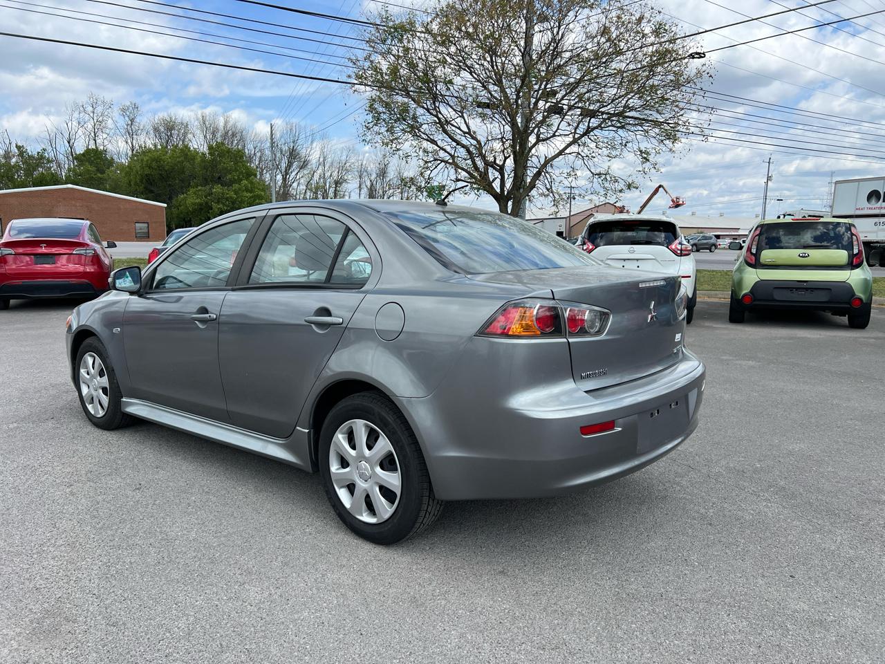 Mitsubishi Lancer 4dr Sdn Man ES FWD 2015