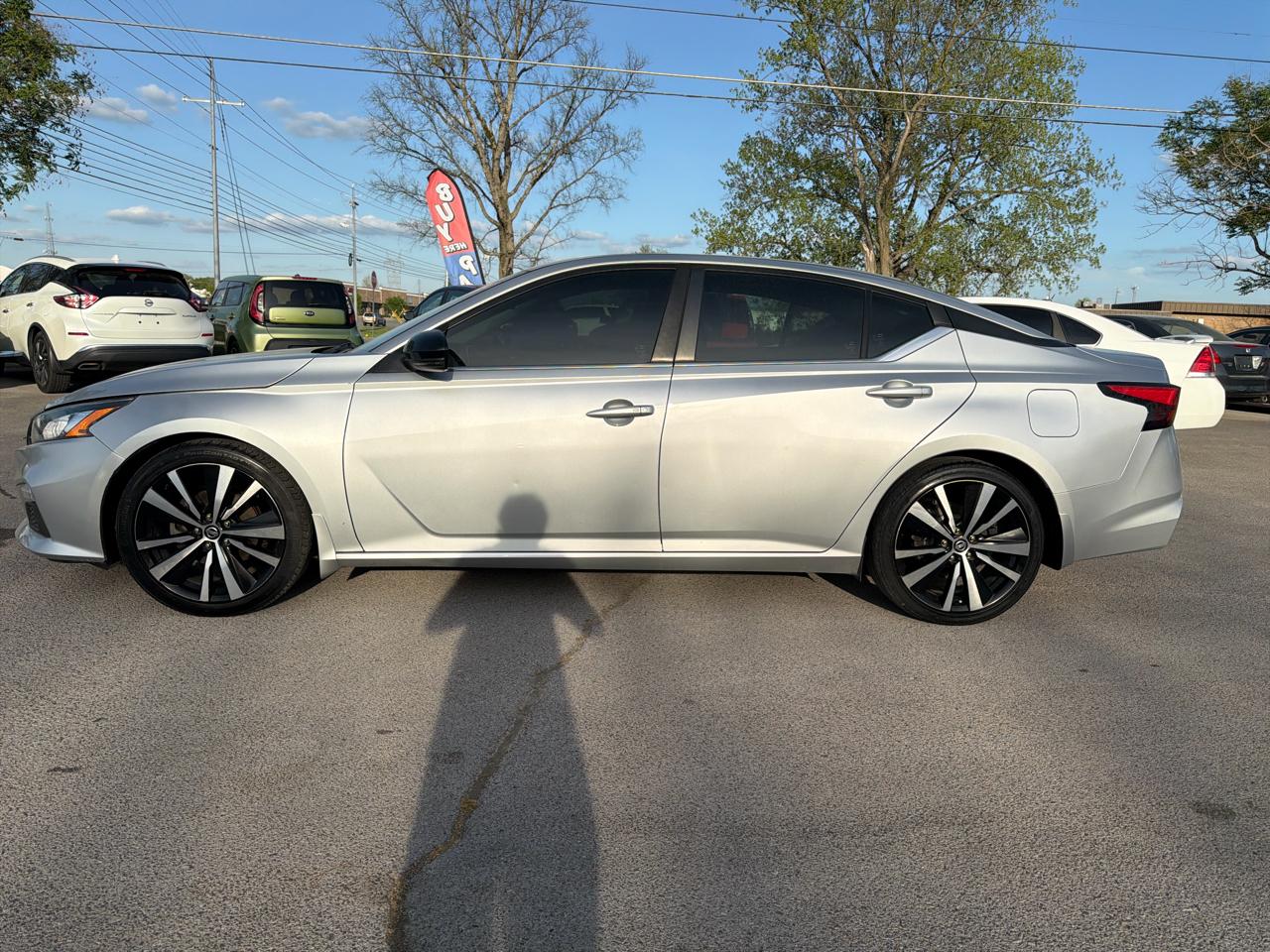 Nissan Altima 2.5 SR Sedan 2019