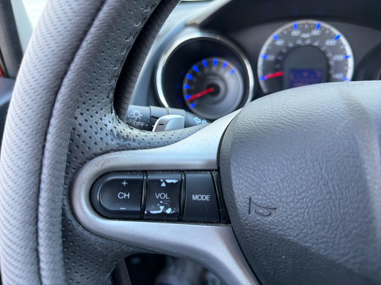 Honda Fit 5dr HB Auto Sport 2012