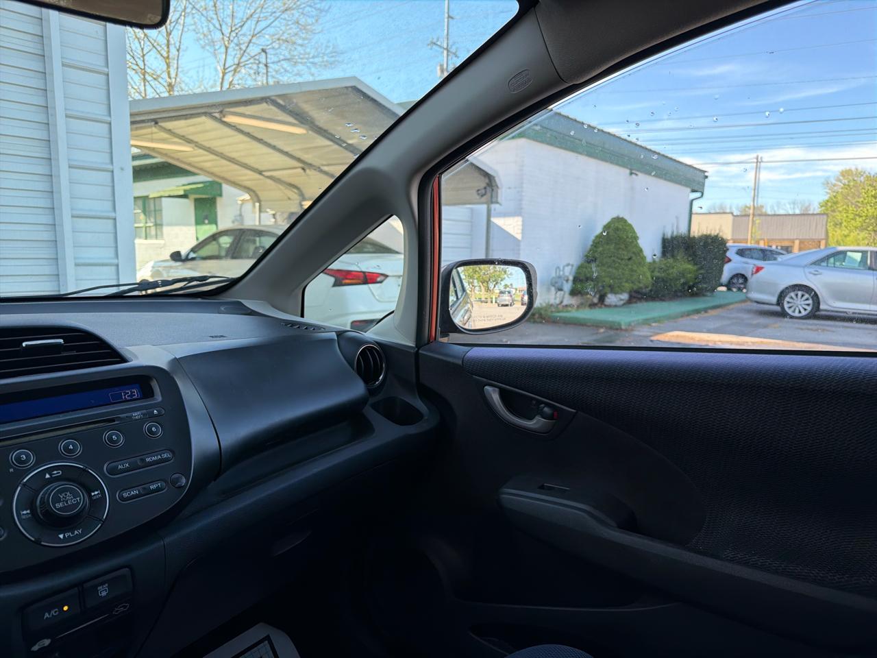 Honda Fit 5dr HB Auto Sport 2012