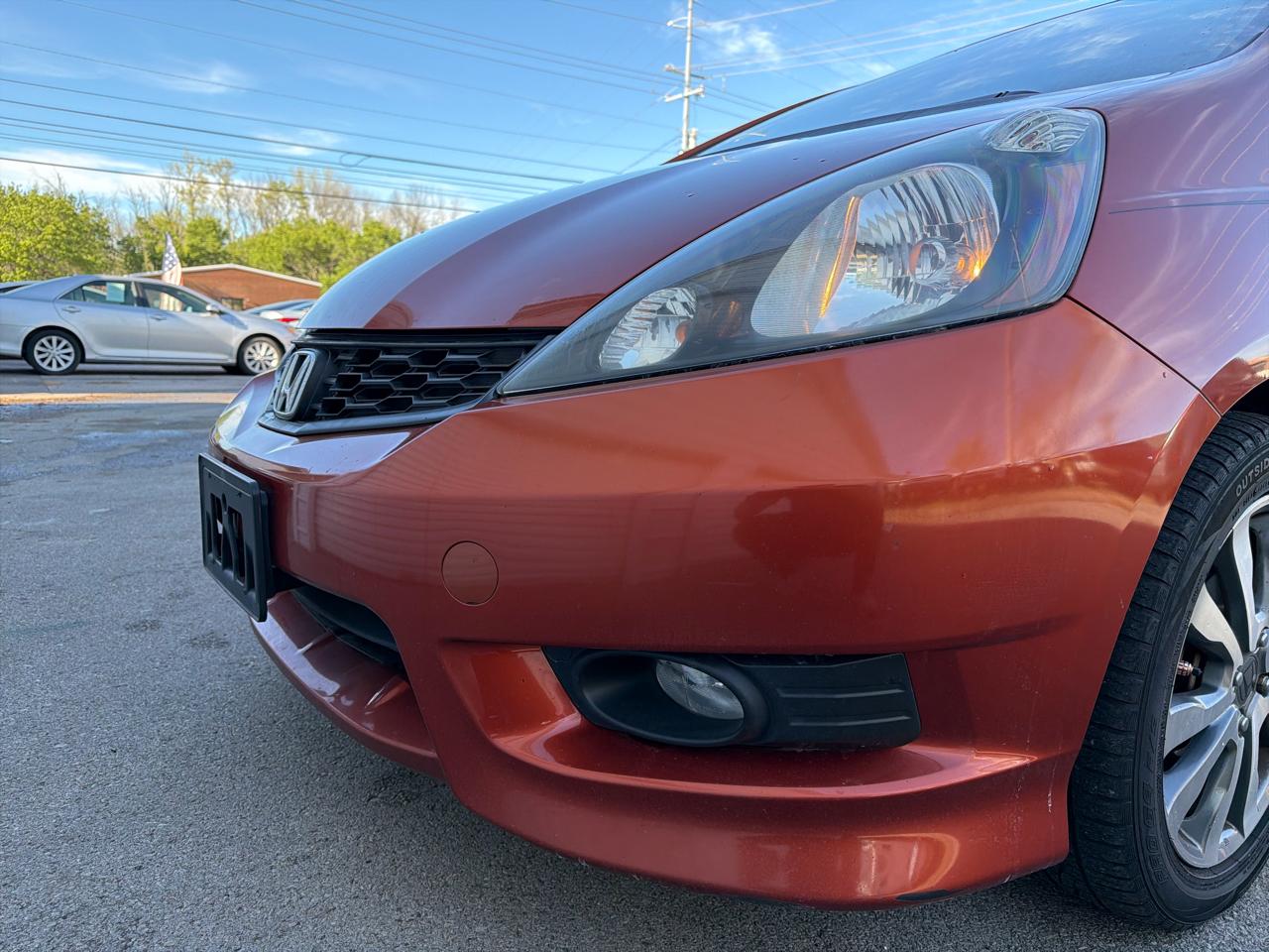 Honda Fit 5dr HB Auto Sport 2012