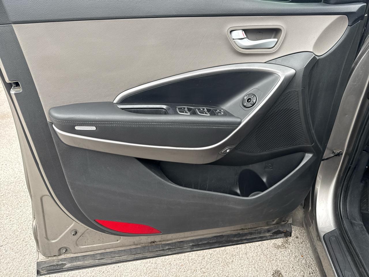 Hyundai Santa Fe Sport FWD 4dr 2.4 2014