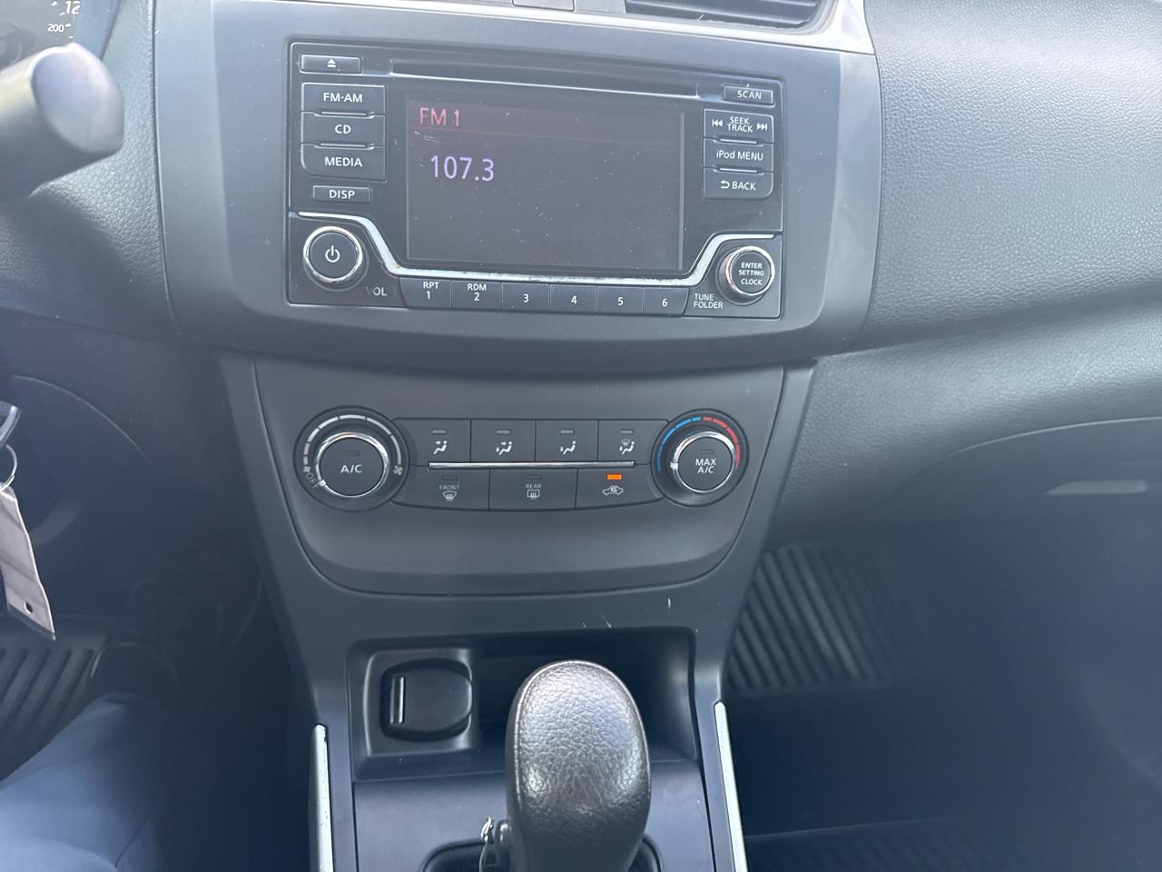 Nissan Sentra S CVT 2018