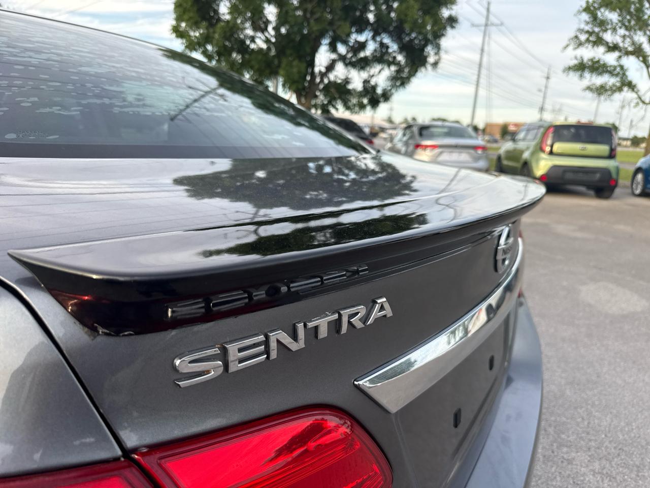 Nissan Sentra S CVT 2018