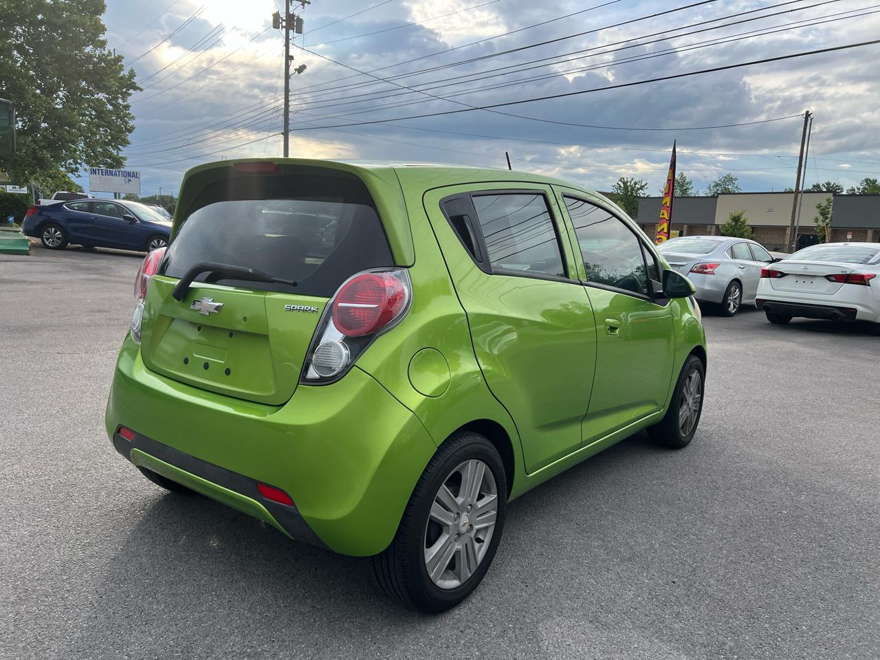 Chevrolet Spark 5dr HB CVT LT w/1LT 2015