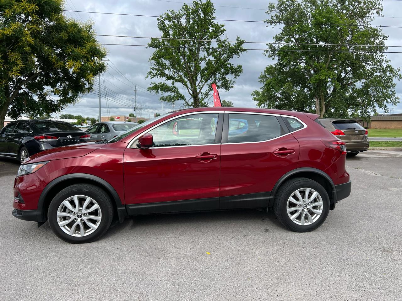 Nissan Rogue Sport FWD S 2020