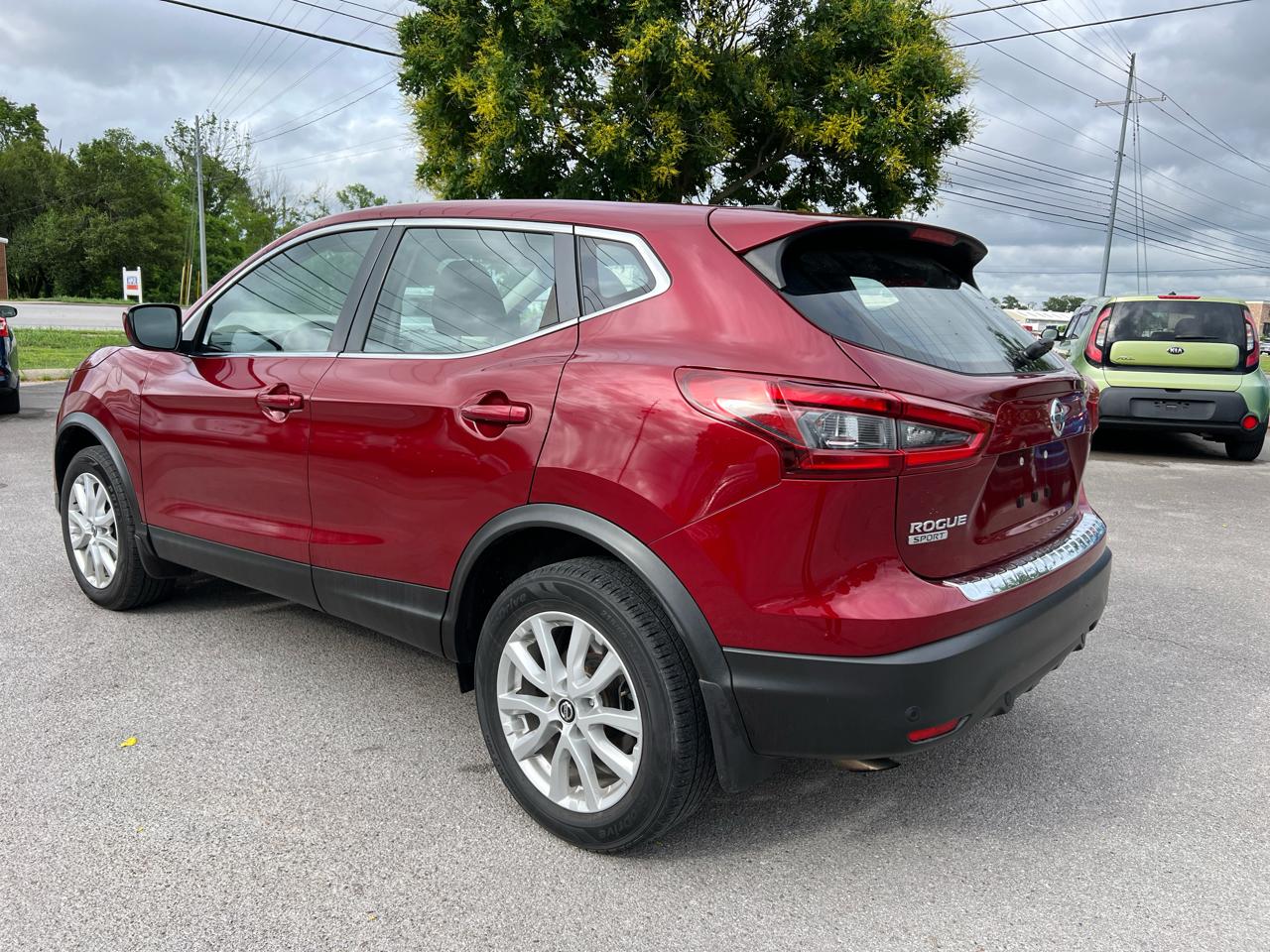 Nissan Rogue Sport FWD S 2020