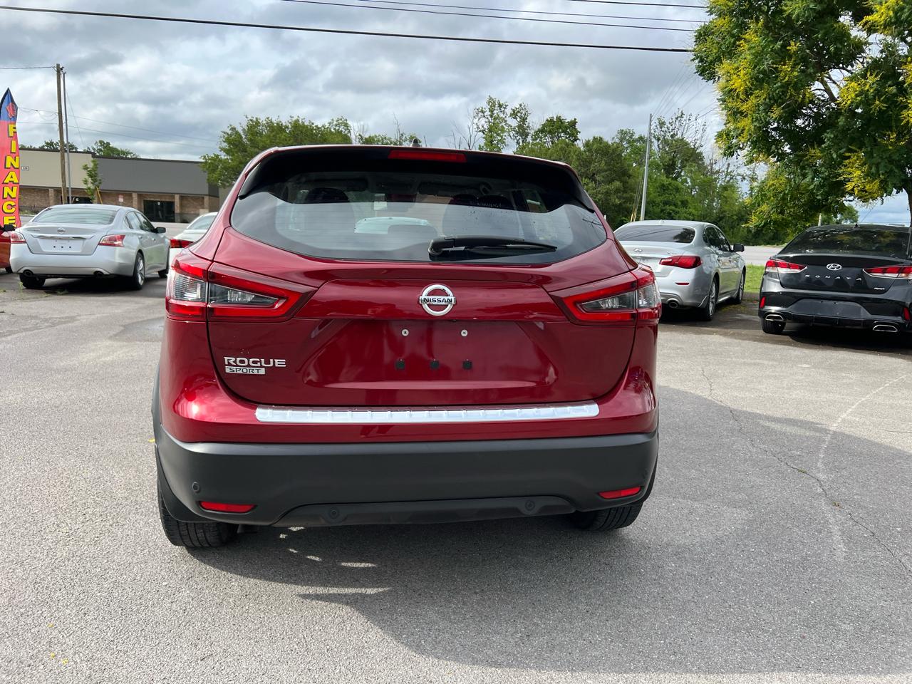 Nissan Rogue Sport FWD S 2020