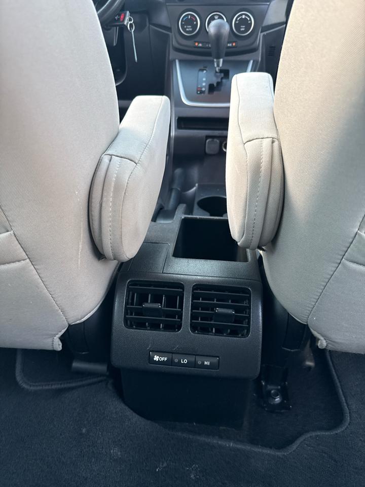 Mazda MAZDA5 4dr Wgn Auto Sport 2013