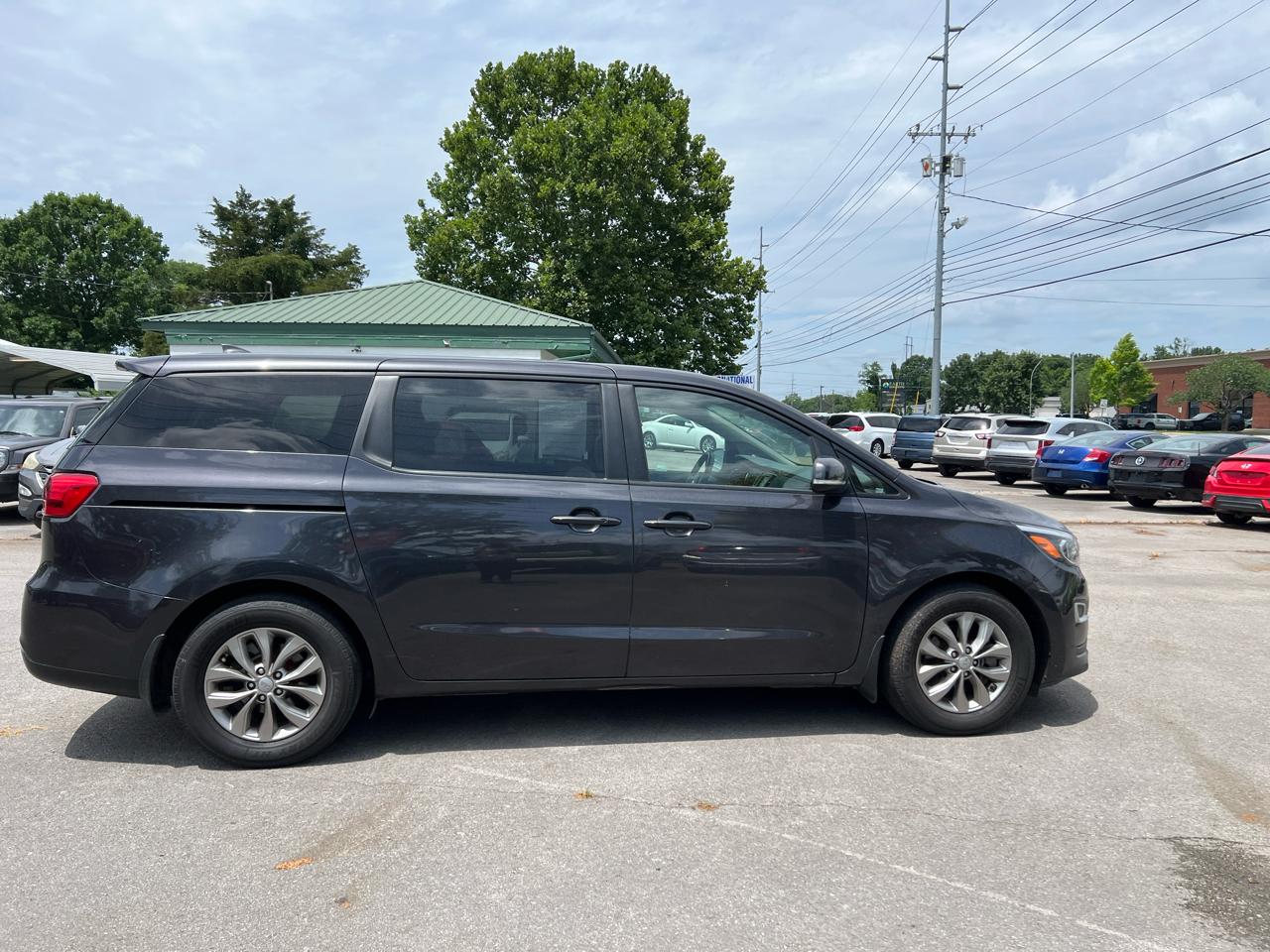 Kia Sedona LX FWD 2020