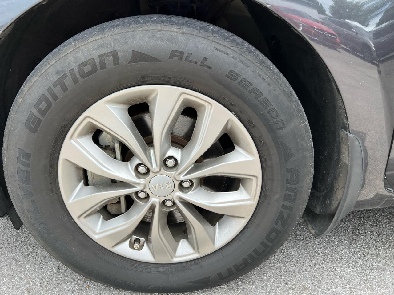 Kia Sedona LX FWD 2020