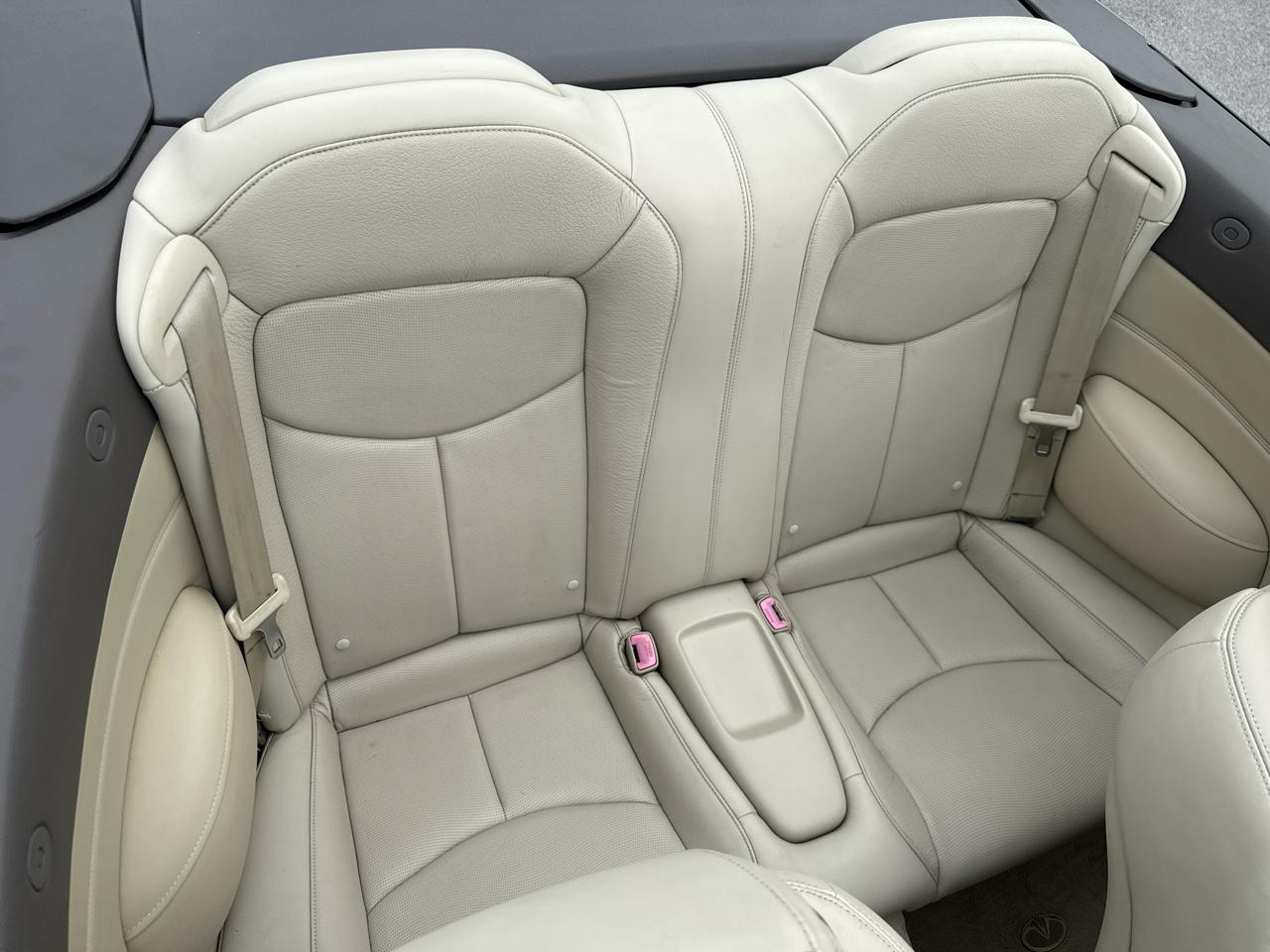 Infiniti G37 Convertible 2dr Base 2009