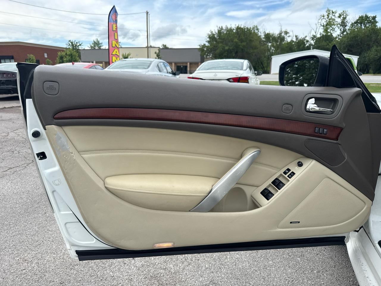 Infiniti G37 Convertible 2dr Base 2009